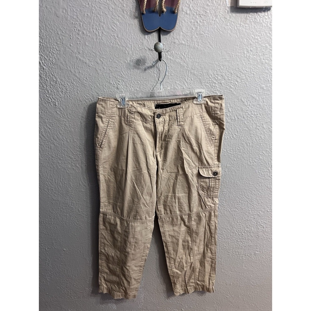 Calvin Klein Jeans Beige Women Size‎ 8 Capri